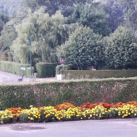 La Ferme Fleurie بيت للعطل *